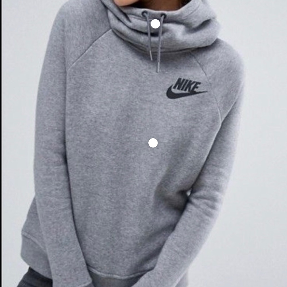 Nike cowlneck pullover